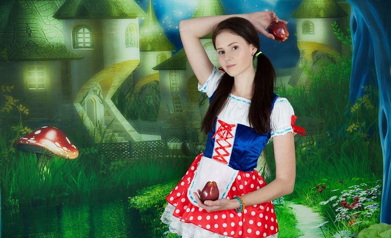 Алла, 24 года, 0 размер груди